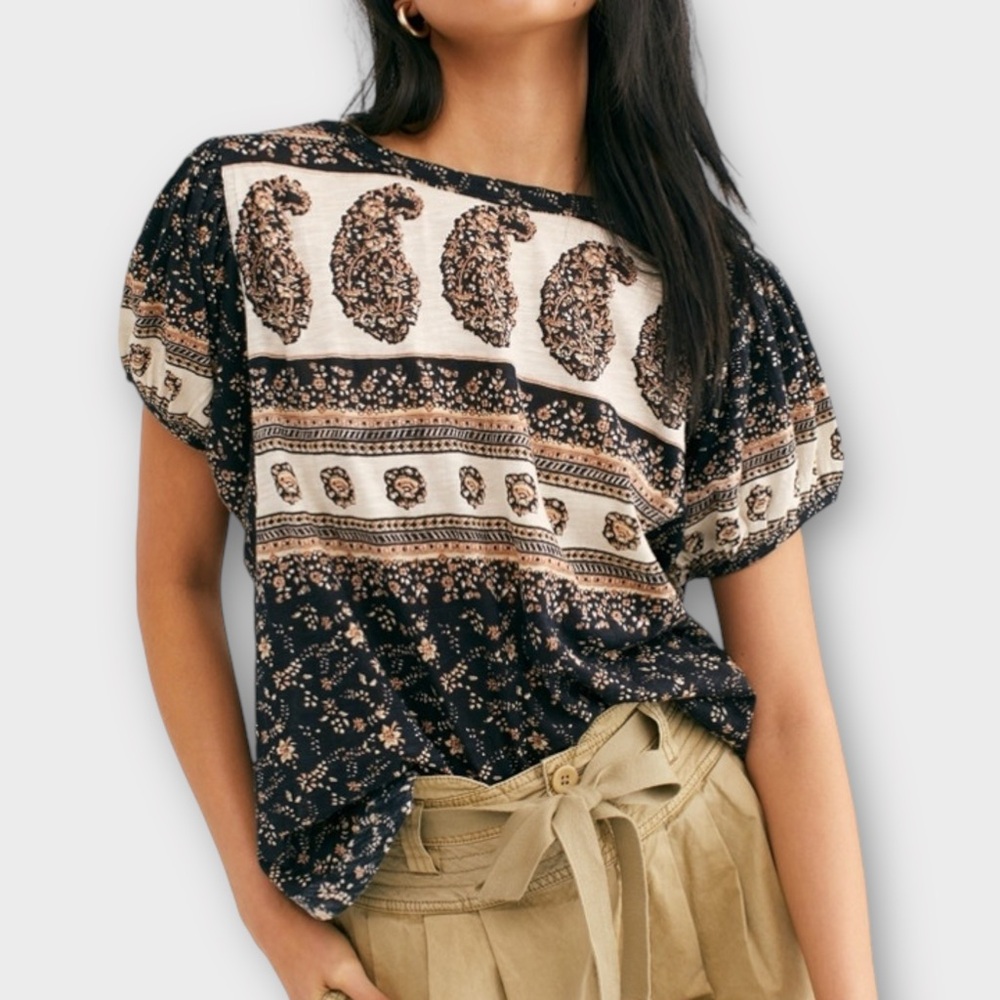 FREE PEOPLE NWT Paisley Top size XS- puff sleeve, flowy, 90s style, boho, hippie